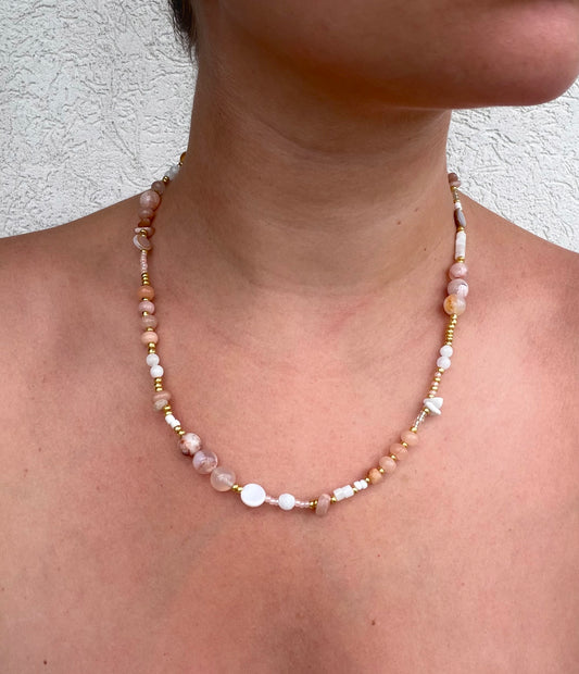 The Rosé Necklace